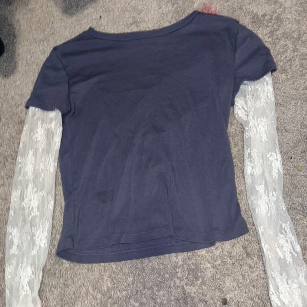 Cute navy shirt with lacey sleeves (white)